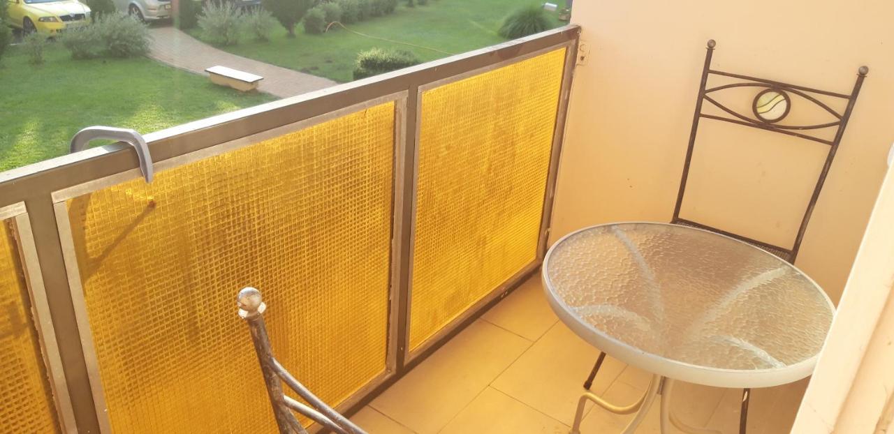 Kr Apartman Siófok Esterno foto