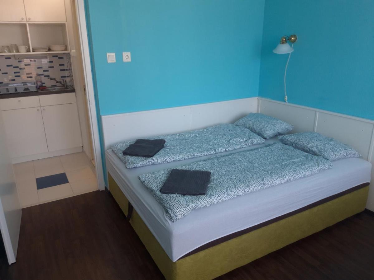 Kr Apartman Siófok Esterno foto